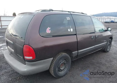 1997 Plymouth Grand Voyager Se z USA, uszkodzony, nr VIN 1P4GP44R9VB390517